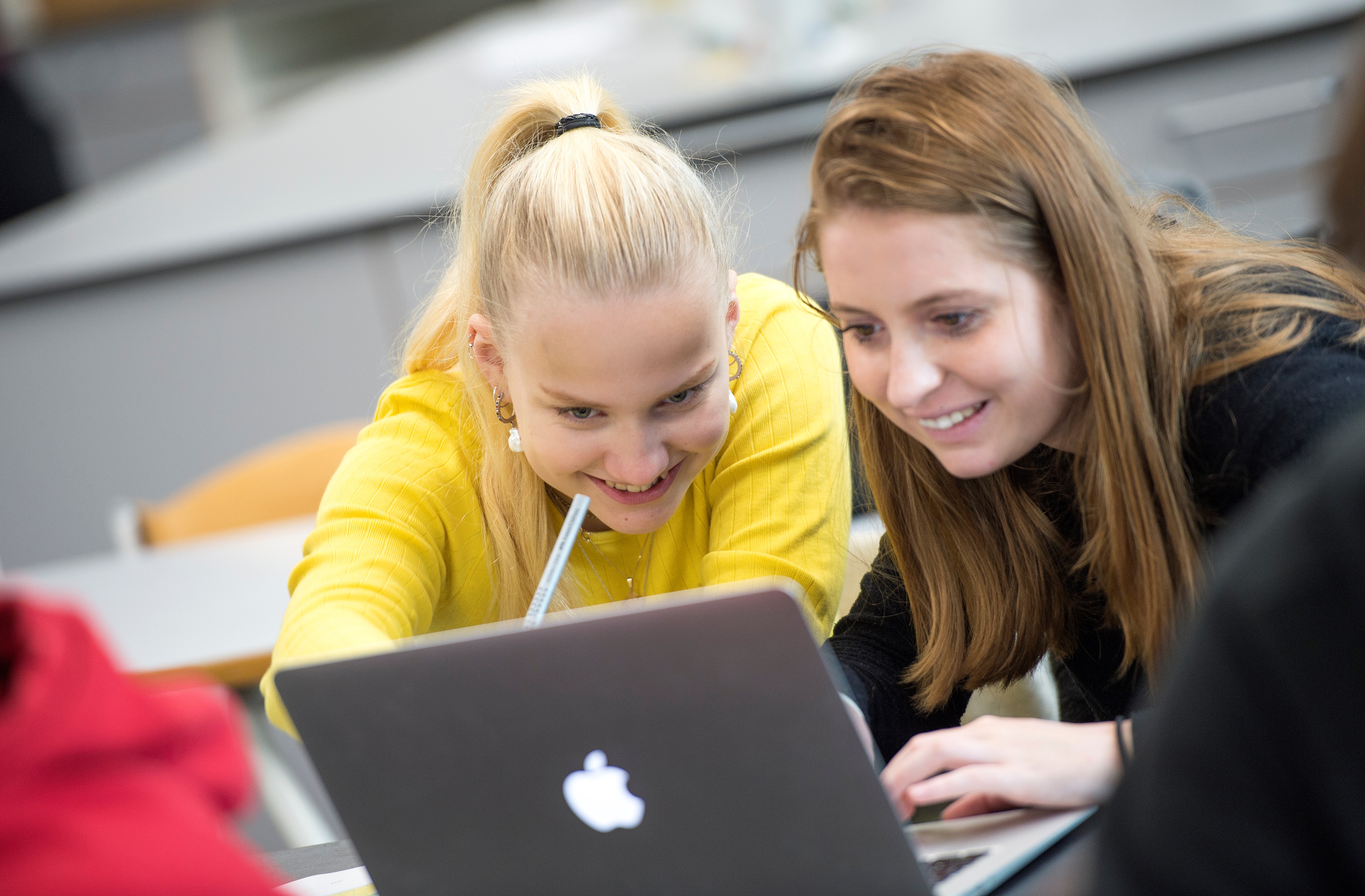 Model.Content.AltText